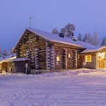 Holiday home Kuukkeli Pikku-hirvas Ja Porotokka Saariselka