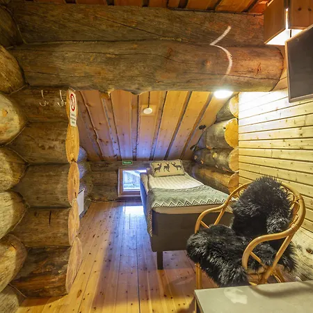 بيت للعطل Kuukkeli Pikku-hirvas Ja Porotokka *