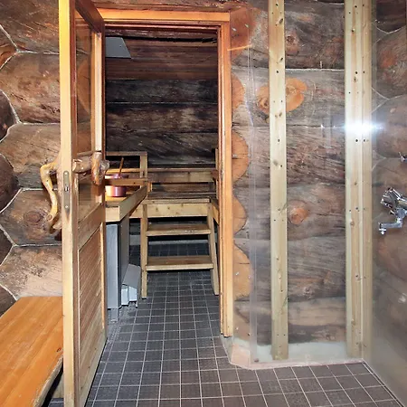 Kuukkeli Pikku-hirvas Ja Porotokka * ساريسيلكا