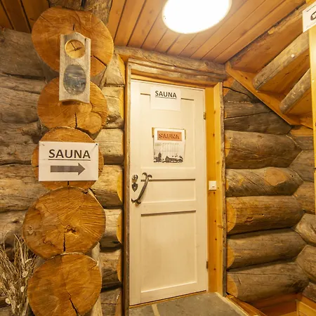 Kuukkeli Pikku-hirvas Ja Porotokka * Saariselka