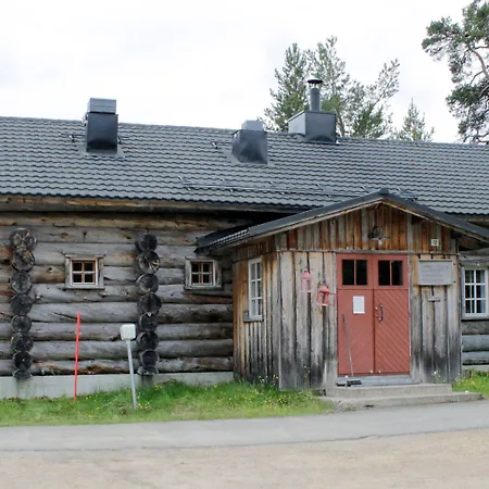 Kuukkeli Pikku-hirvas Ja Porotokka بيت للعطل