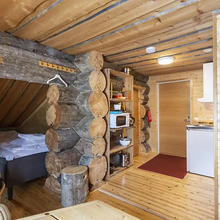 Kuukkeli Pikku-hirvas Ja Porotokka * ساريسيلكا