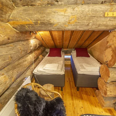 Kuukkeli Pikku-hirvas Ja Porotokka * ساريسيلكا