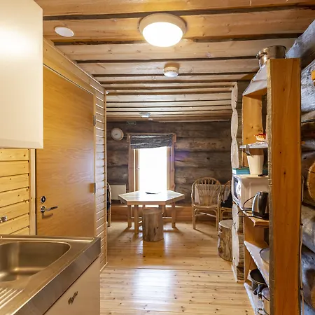 بيت للعطل Kuukkeli Pikku-hirvas Ja Porotokka ساريسيلكا