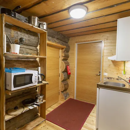 Kuukkeli Pikku-hirvas Ja Porotokka ساريسيلكا