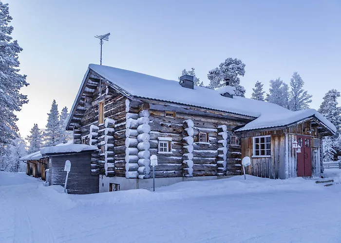 Kuukkeli Pikku-hirvas Ja Porotokka 度假居 *