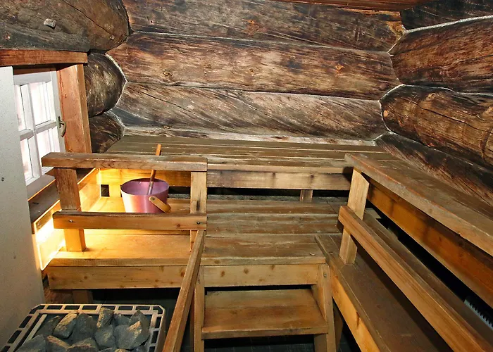 Kuukkeli Pikku-hirvas Ja Porotokka 度假居 *