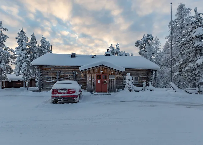Kuukkeli Pikku-hirvas Ja Porotokka 度假居