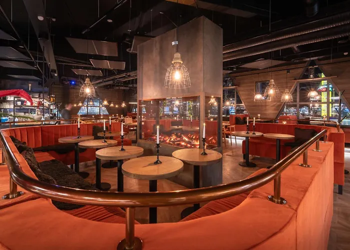 Kuukkeli Pikku-hirvas Ja Porotokka * 萨利色尔卡