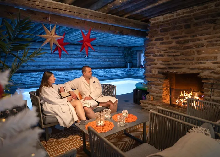 Kuukkeli Pikku-hirvas Ja Porotokka 度假居 *